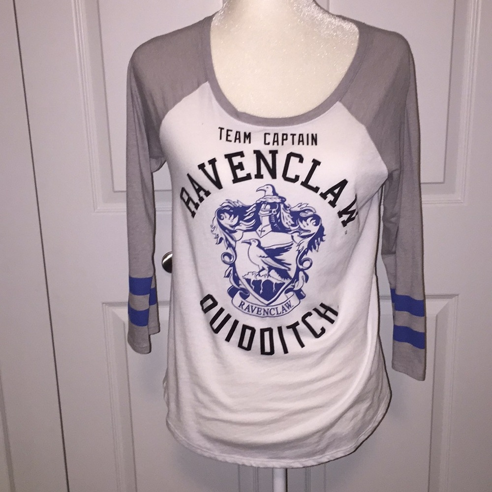 Harry Potter Ravenclaw shirt size Small 🪶